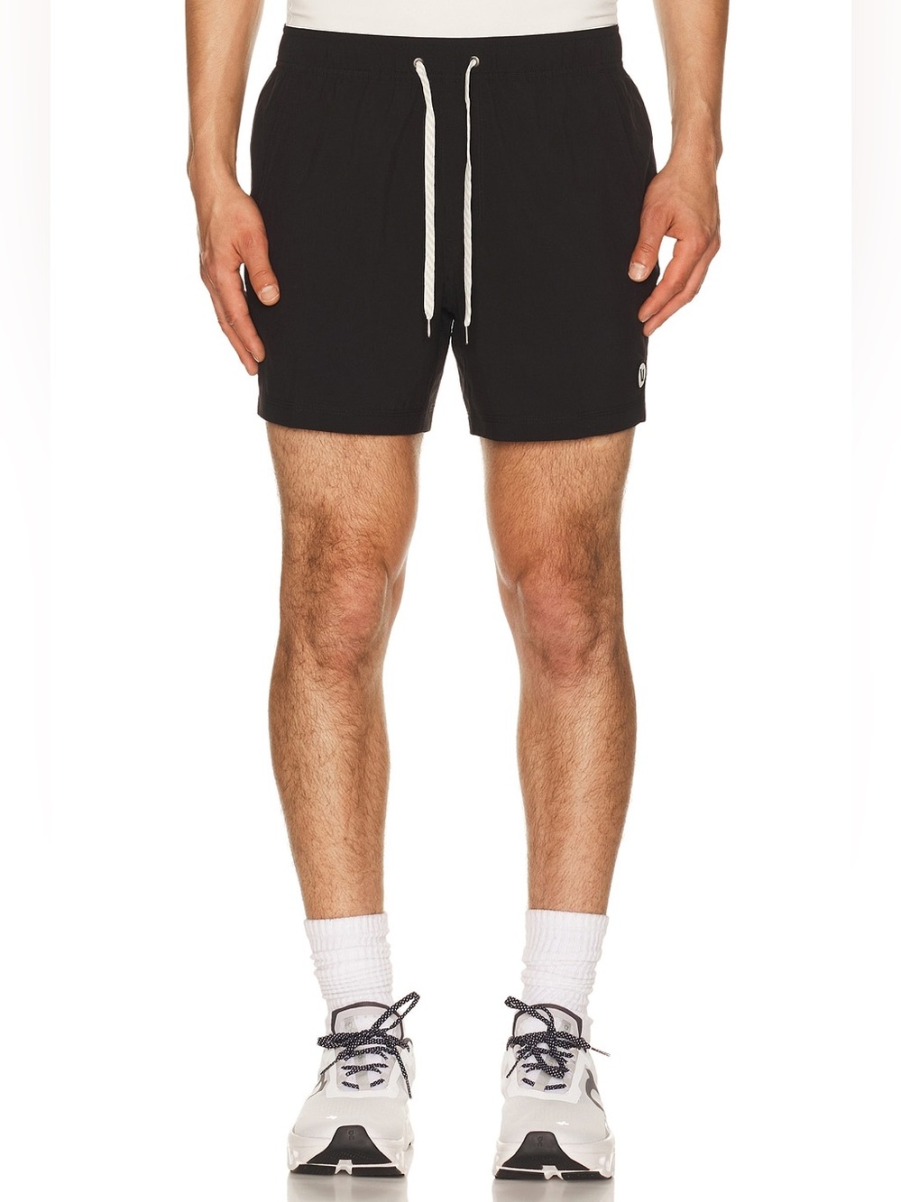 Vouri Kore Lined 5" Short en Black